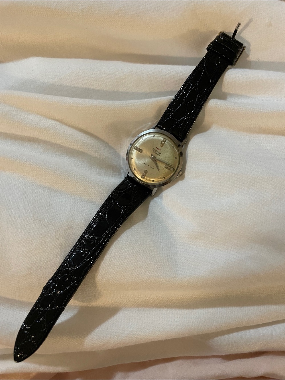Vintage 1960s Waltham Mechanical Hand-Wind Dress Watch - RUNNING!